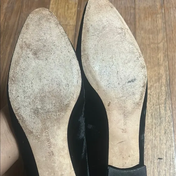Manolo Blahnik Black Flats Velvet Pointed Toe