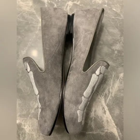 Mara &amp; Mine Gray Skeleton Loafers
