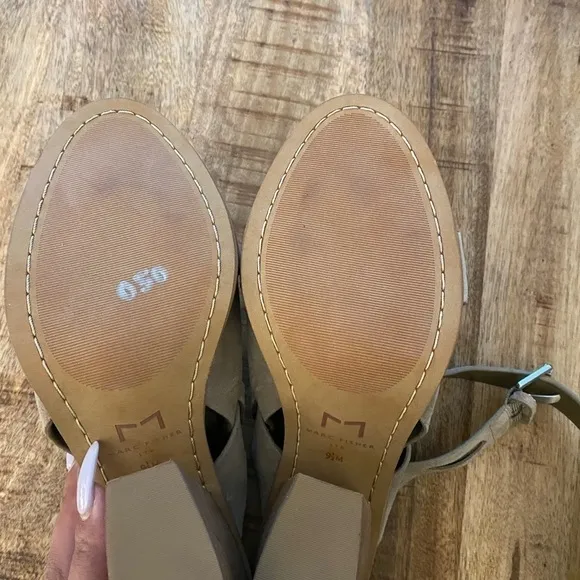 Marc Fisher ML Valen suede sandal chunky block heel strappy ankle nwt