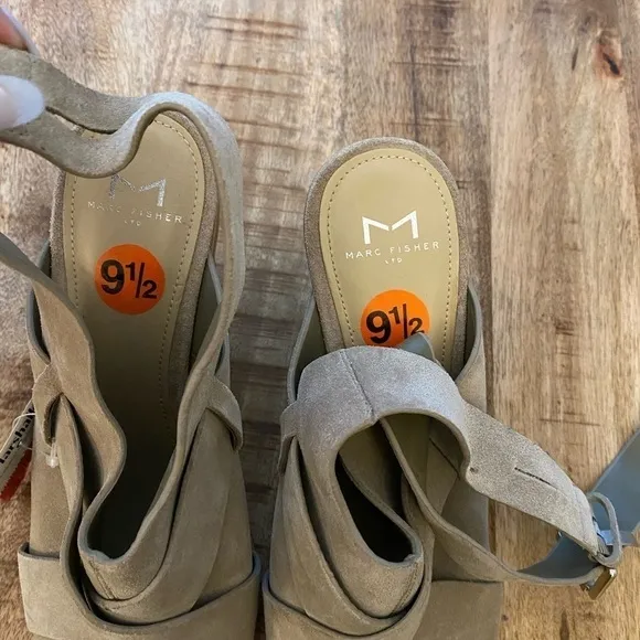 Marc Fisher ML Valen suede sandal chunky block heel strappy ankle nwt