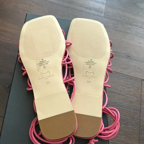 Marc Fisher NWT Monnie Ankle Wrap flat Sandals with cushioned Sole.