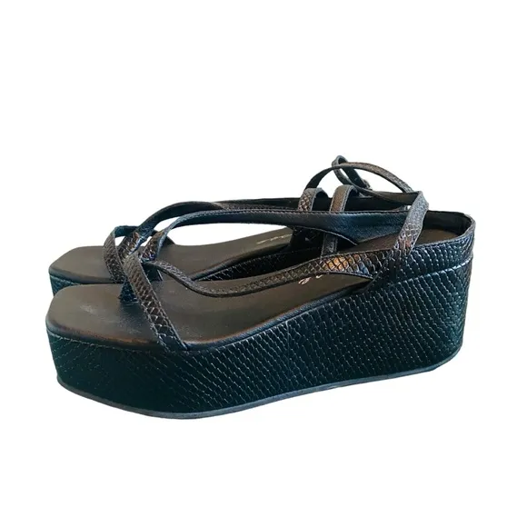 Matisse Eternal Platform Sandals Women’s 8 Black Snakeskin 90s Chunky Wedge