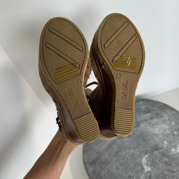 Mia Biscotti Y2K 90s Wedge Heels Sandals Espadrilles 7