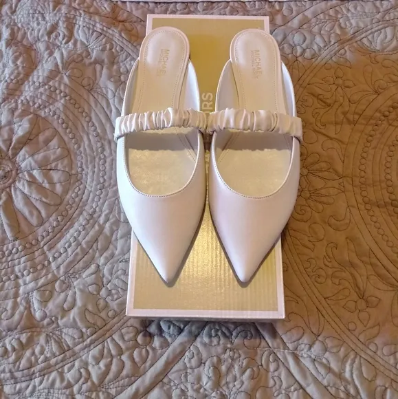 Michael Kors Raleigh Flex Flat