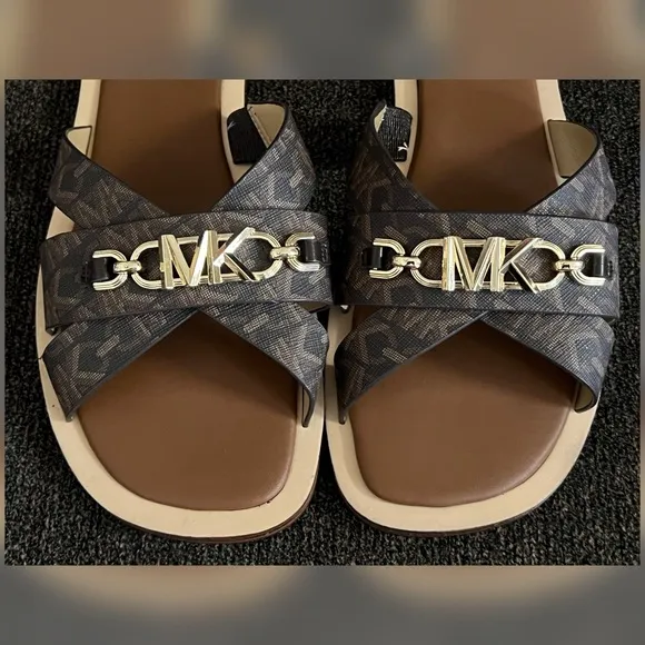 Michael Kors Women's Tiffanie Flat Slide Sandal- Size 8M