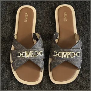 Michael Kors Women's Tiffanie Flat Slide Sandal- Size 8M