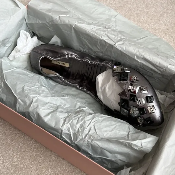 Miu Miu Button Jeweled Ballet Flats 41