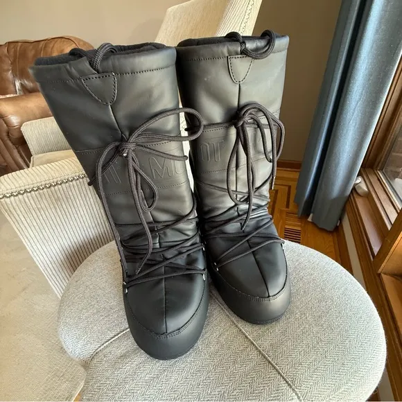 Moon Boot ICON BLACK RUBBER BOOTS