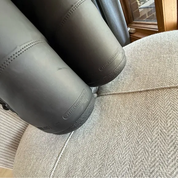 Moon Boot ICON BLACK RUBBER BOOTS
