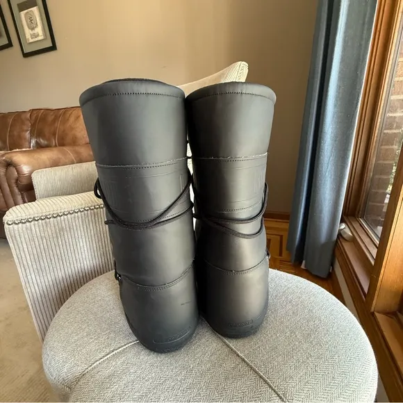Moon Boot ICON BLACK RUBBER BOOTS