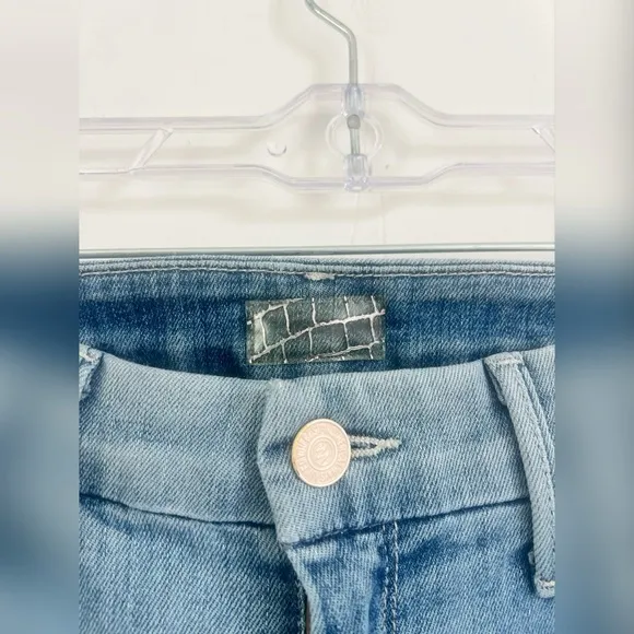 Mother Denim LOOKER ANKLE FRAYWASH JUST A LITTLE WHITE LIE Size 27 $220