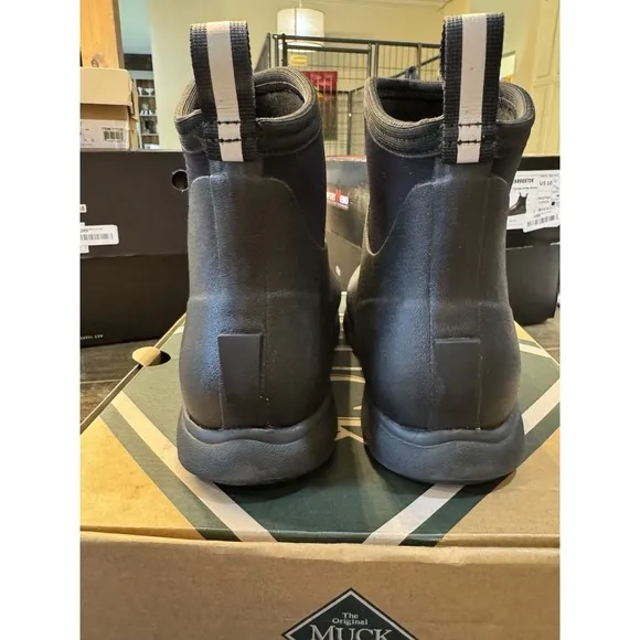 Muck Men's Arctic Excursion Waterproof Rubber Snow Ankle Boot [Black, Size 10 M]