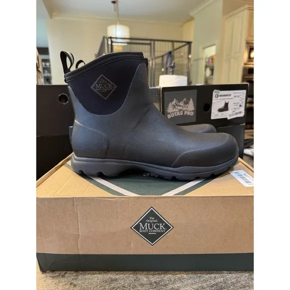 Muck Men's Arctic Excursion Waterproof Rubber Snow Ankle Boot [Black, Size 10 M]