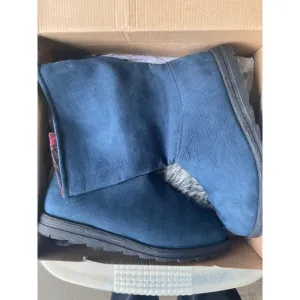 MUK LUKS Cozy Winter Boots Faux Fur Lined Plaid Trim Blue Size 10