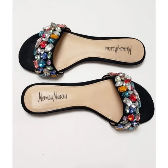 Neiman Marcus Star Crystal Embellished Suede Flat Sandals Black Women's Size 6