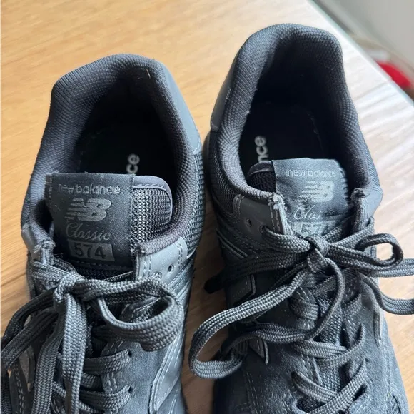 New Balance Black 547 Sneakers Chunky