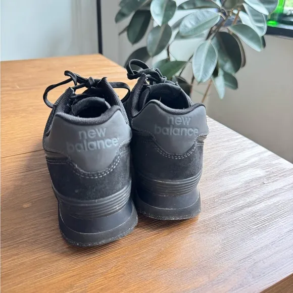 New Balance Black 547 Sneakers Chunky