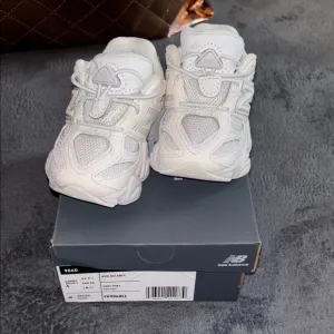 New Balance White Chunky Sneakers with Retro Design