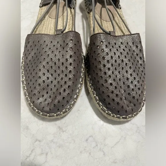 New! Eileen Fisher Lee 2 Espadrilles Sandals Sz 9 $150