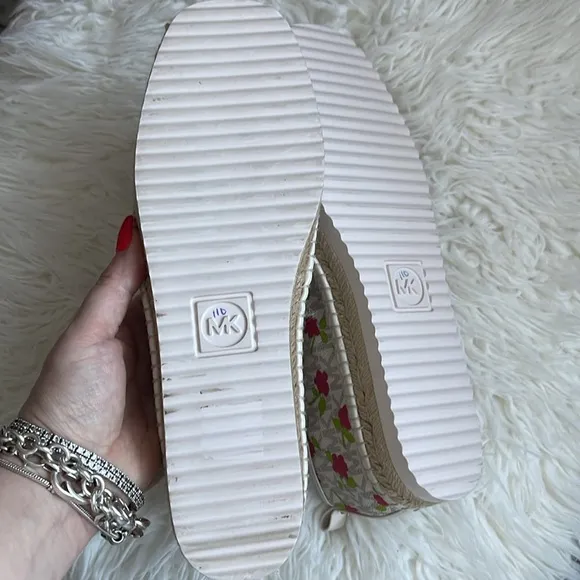 NEW Michael Kors Logo Floral Lenny Slip On Espadrilles
