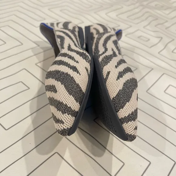 New Rothy's Zebra Pointed Toe Flats