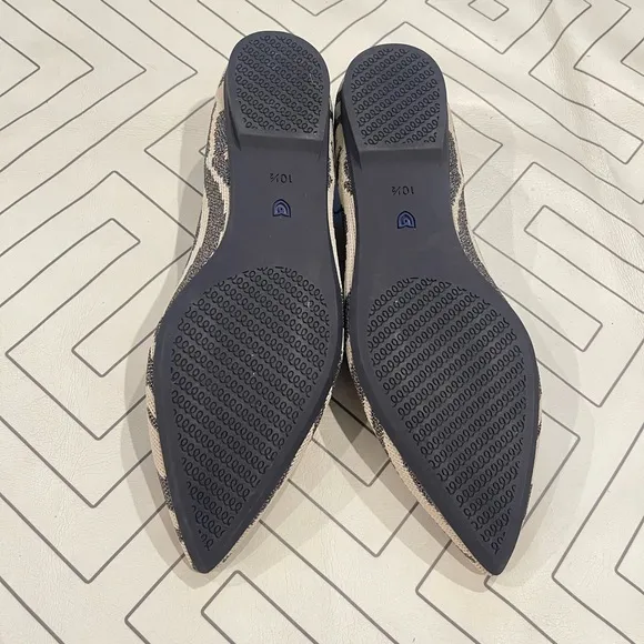 New Rothy's Zebra Pointed Toe Flats