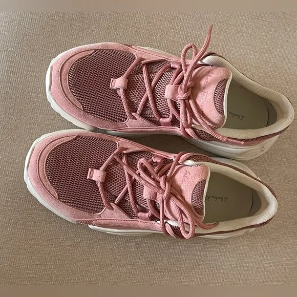 New Salvatore Ferragamo Chunky Skylar Sneakers