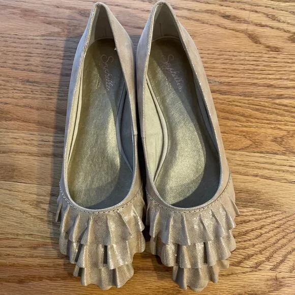 New Seychelles Anthropologie pointed toe flats gold metallic size 7.5