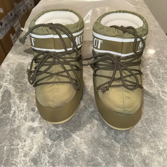 New Size 39-41 Khaki Moon Boot Icon Low Nylon Snow Boots