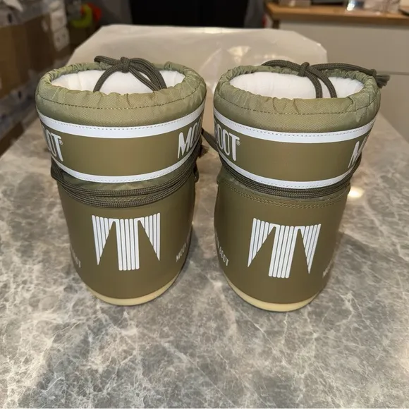 New Size 39-41 Khaki Moon Boot Icon Low Nylon Snow Boots