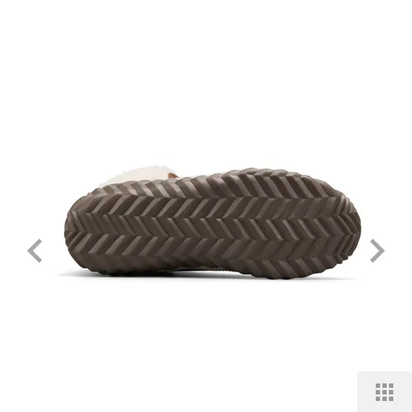 New Sorel Out N About III Conquest Sherpa Winter boot 7.5