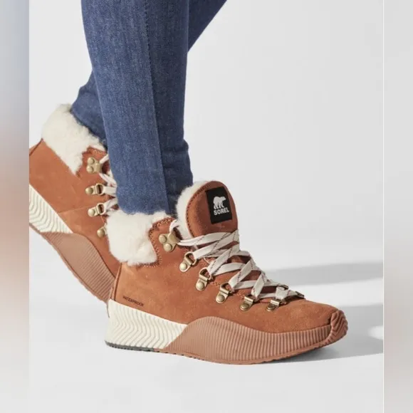 New Sorel Out N About III Conquest Sherpa Winter boot 7.5