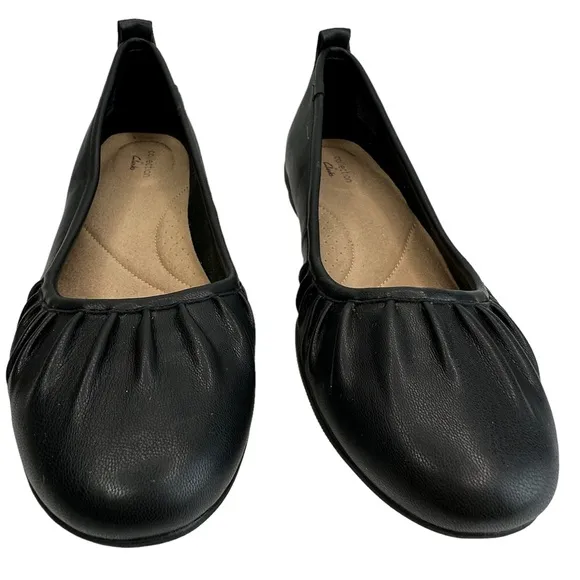 NEW Women's Clarks Sara Ballet Flat Black Size 9
