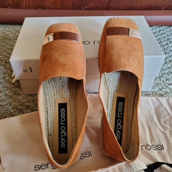 NIB SERGIO ROSSI Camel Brown Suede Plaque Embellished Flat Espadrilles sz 37.5