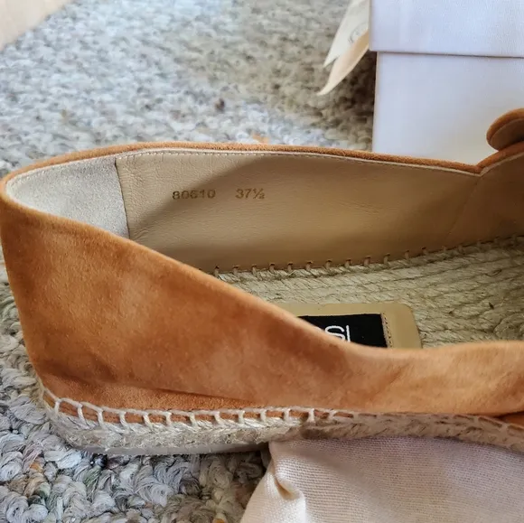 NIB SERGIO ROSSI Camel Brown Suede Plaque Embellished Flat Espadrilles sz 37.5