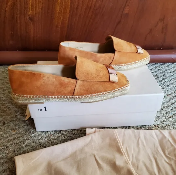NIB SERGIO ROSSI Camel Brown Suede Plaque Embellished Flat Espadrilles sz 37.5