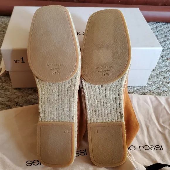 NIB SERGIO ROSSI Camel Brown Suede Plaque Embellished Flat Espadrilles sz 37.5