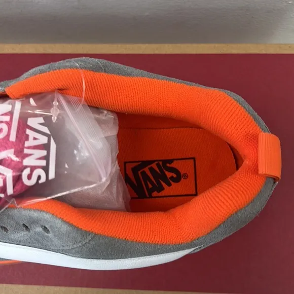 NIB - Vans Knu Skool 'Pop Outsole' – Grey/Orange 🧡