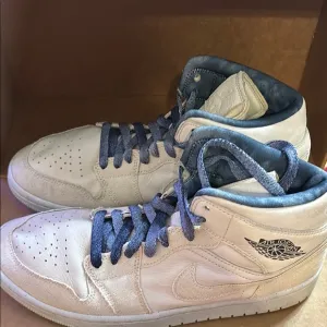 Nike 1 mid send drift 9.5