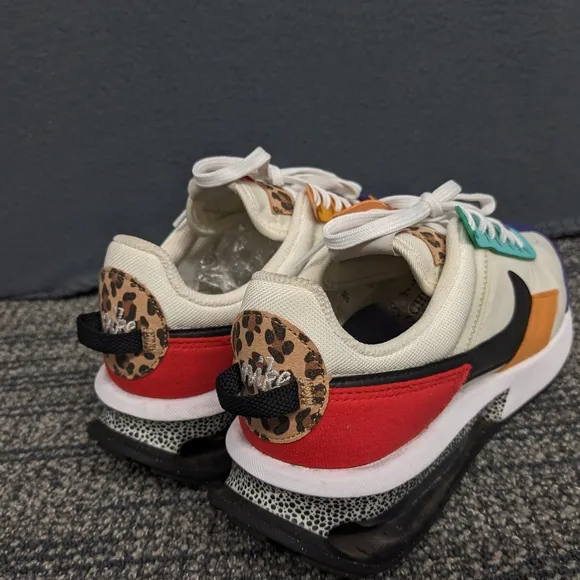 Nike Air Max Pre-Day SE Summit White Red Orange Black Size 8.5 Womens