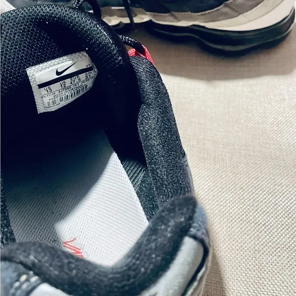 Nike Air Vapor Max '95 Comet Hot Red