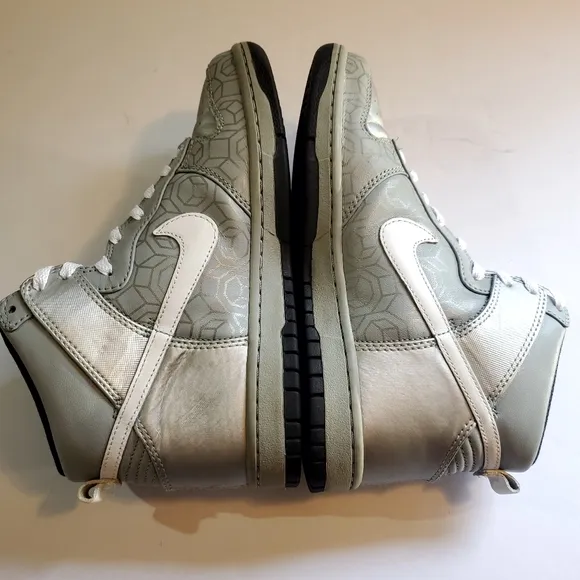 Nike Dunk Highs Women’s 7