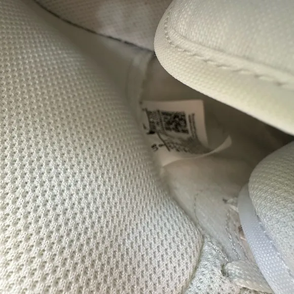Nike dunks White and Cream High-Top Sneakers