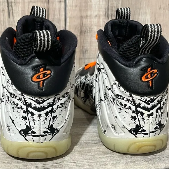 Nike Foamposite One Shattered Backboard High Top Basketball Sneakers Size 5Y