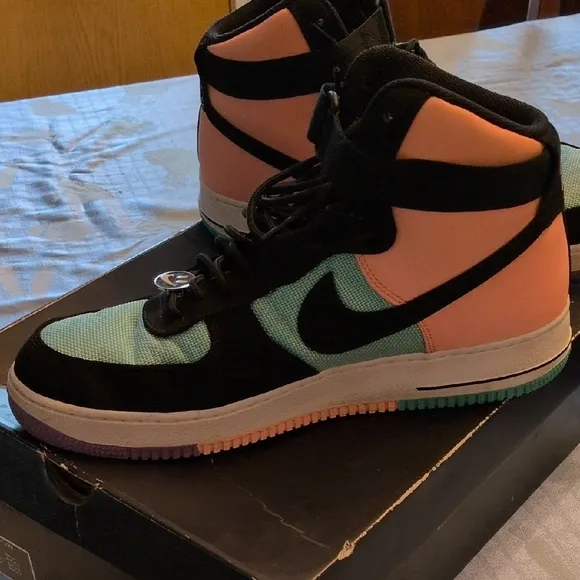 Nike High-Top Sneakers - Black, Coral And Hyper Jade