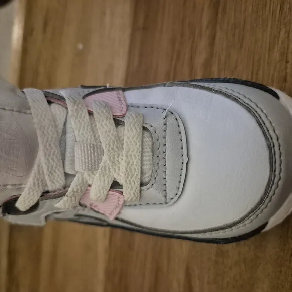 Nike Pink and White Sneakers Air Max 90