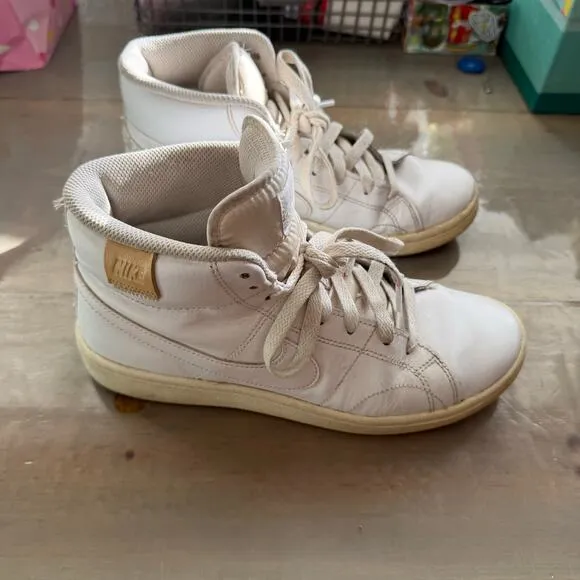 Nike White Court Royale 2 Mid High Top Sneakers Sz 7