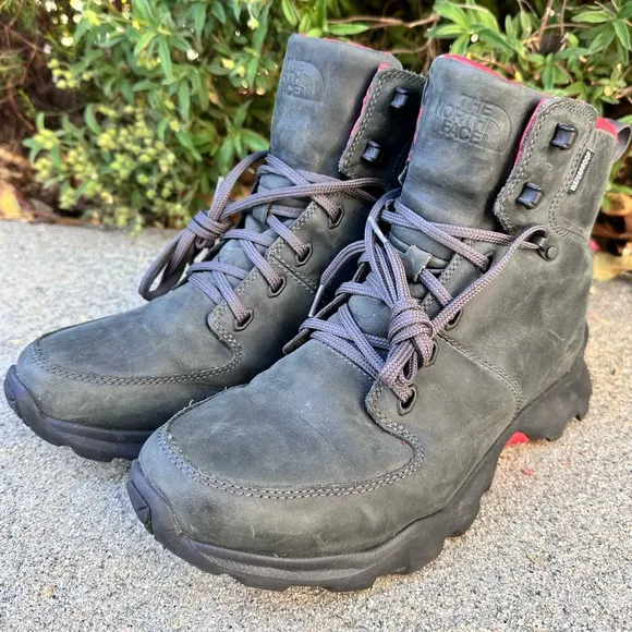 North Face Boots Mens 9 Thermoball versa Insulated Black Red Boots