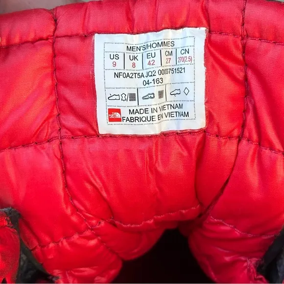 North Face Boots Mens 9 Thermoball versa Insulated Black Red Boots