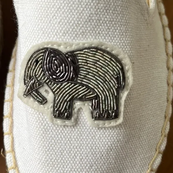NWB Soludos Elephant Beaded Smoking Slipper Slip On Espadrilles White 7.5